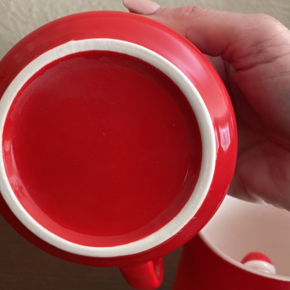 Set of 2, Red Ceramic, Christmas 3D Santa Claus mugs - Picture 5 of 5